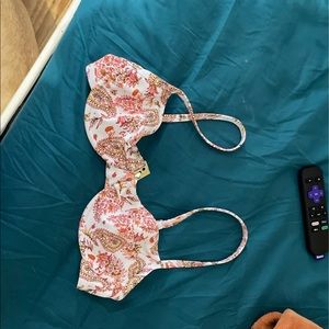 Bikini top never worn